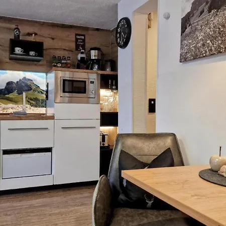 Mit Kueche, Bad Und Sued Balkon Und Bergblick Apartment *