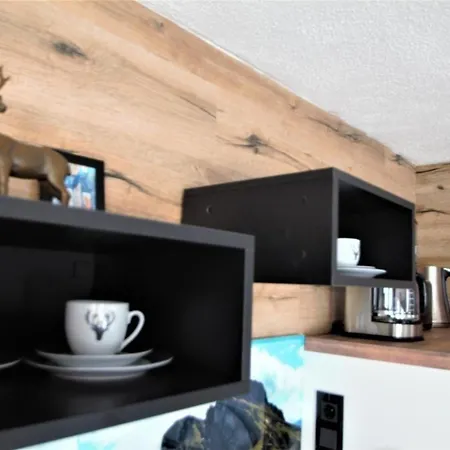 Apartman Mit Kueche, Bad Und Sued Balkon Und Bergblick